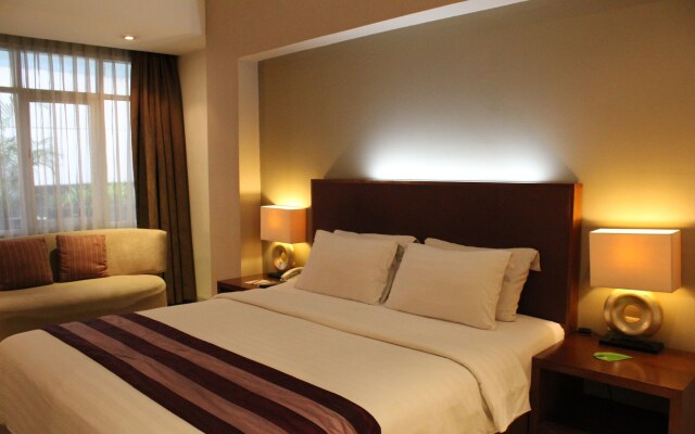 Anggrek Shopping Hotel