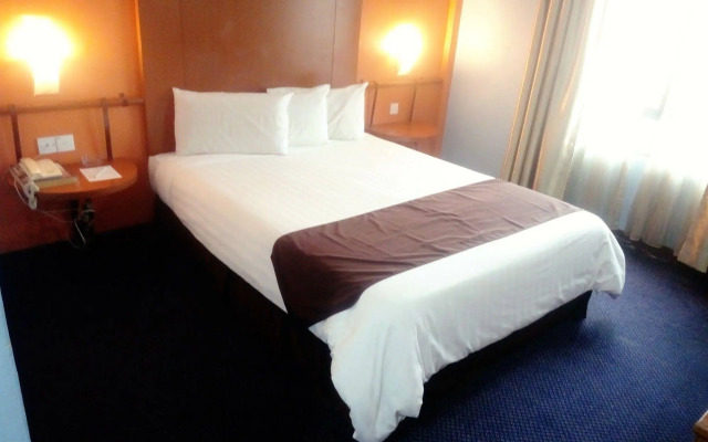 The Aston Hotel