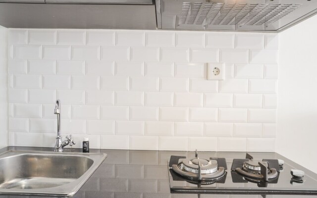Stunning Studio Apartment At Belmont Residence Puri