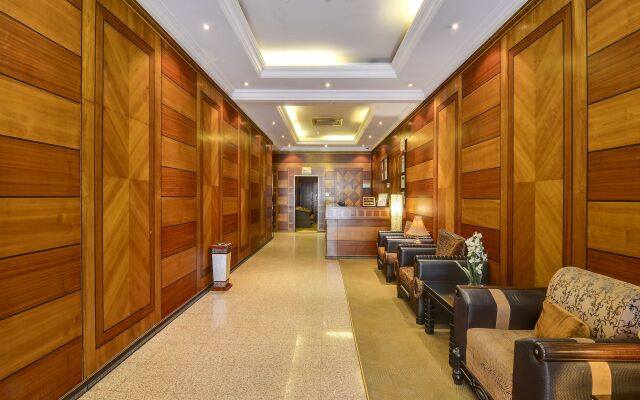 OYO 125 Al Hamra Palace
