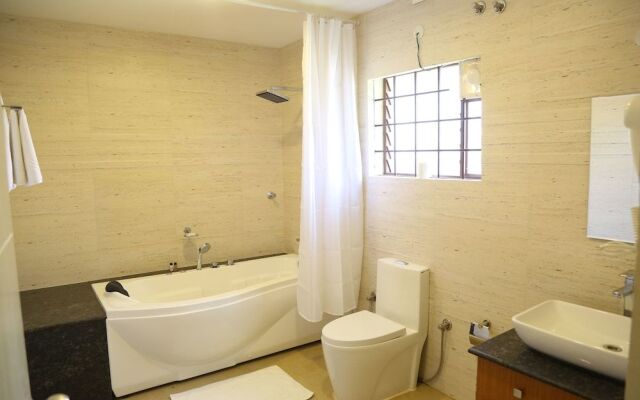 G K Hill View Resort
