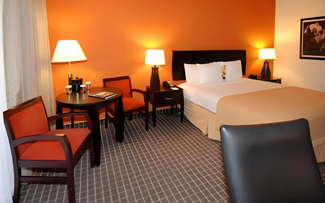 Oakland Airport Executive Hotel