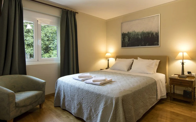 New renovated apt 2' to Acropolis museum