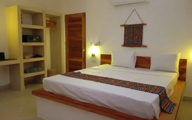 Aluna Beach Apartments