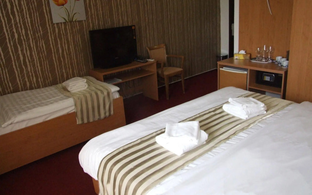 Hotel Sun