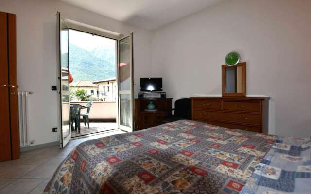 Belvilla by OYO Flat With Terrace Near the Lake