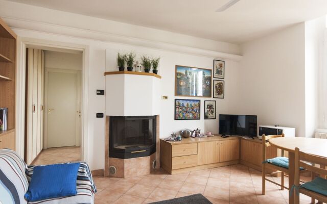 Typical Apartment on River Naviglio / Darsena