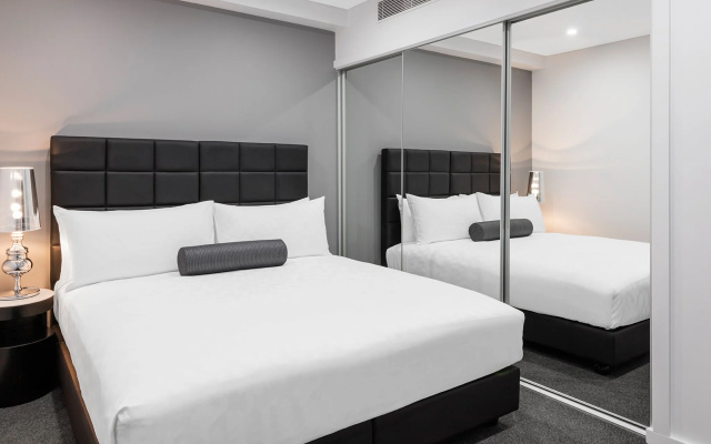 Meriton Suites Mascot Central – Guest Rooms – Sydney
