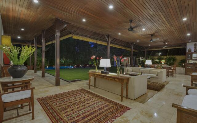 Villa Eight