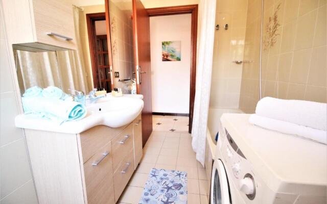 Holidaycasa Leone - Con Posto Auto a 200mt Dal Mare