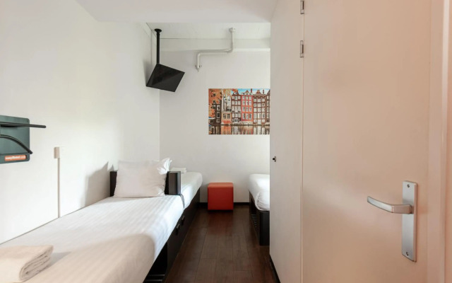 easyHotel Amsterdam City Centre South