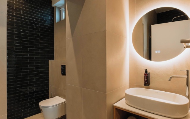 Central Boulevard Apt by Olala Homes