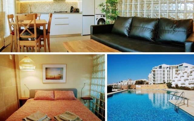 Apartment Steps From Altea Beach!! - Pool - AC