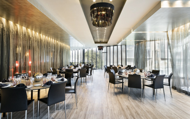 Hotel Barcelona Condal Mar Affiliated by Meliá
