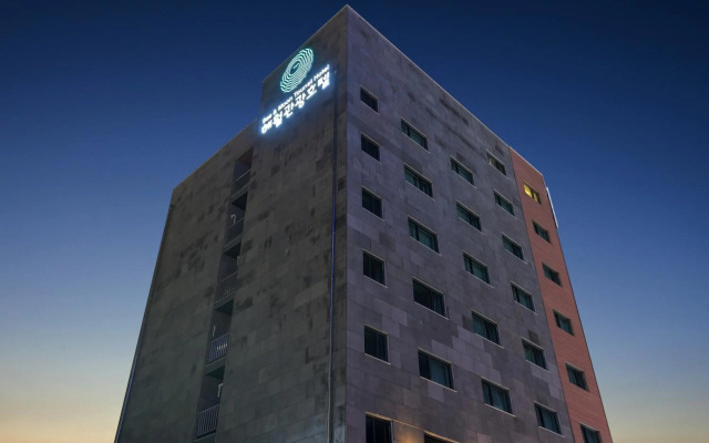Sea & Moon Tourist Hotel