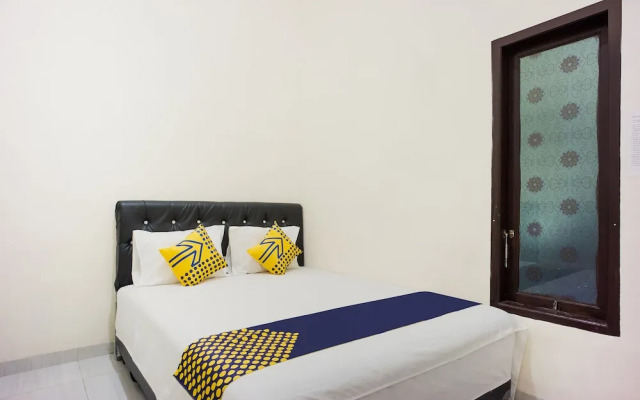 Spot On 2461 Pondok Haikal Almira