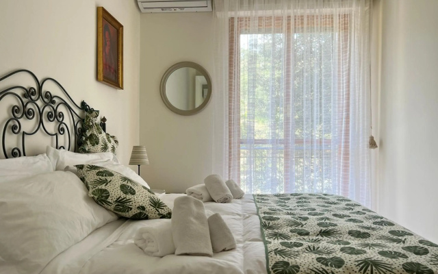 Garden Apartment