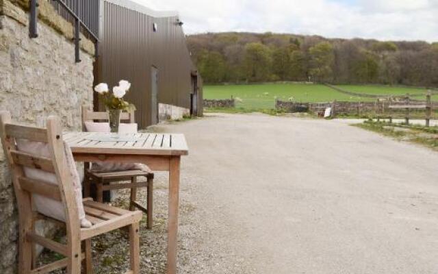 Field Farm Apartment