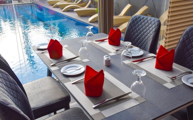 Ruvisha Beach Hotel