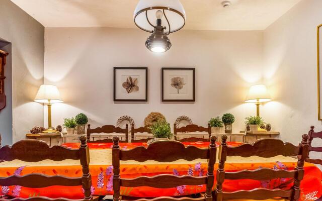 Oud-rekem Heritage Hideaway