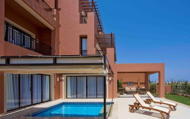 JAZ Oriental, Almaza Bay