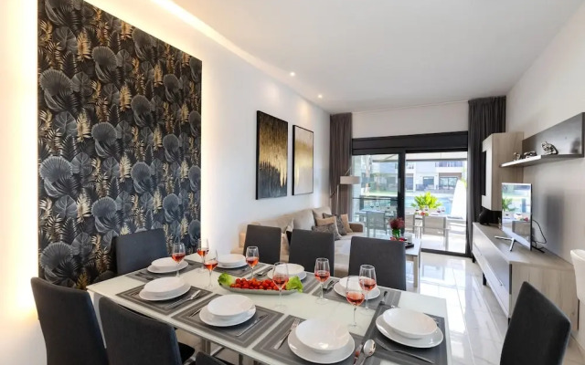 Laguna Rocher by Fidalsa