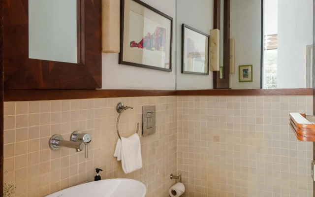 Seis Villa-Splendid 4 bhk villa with private pool