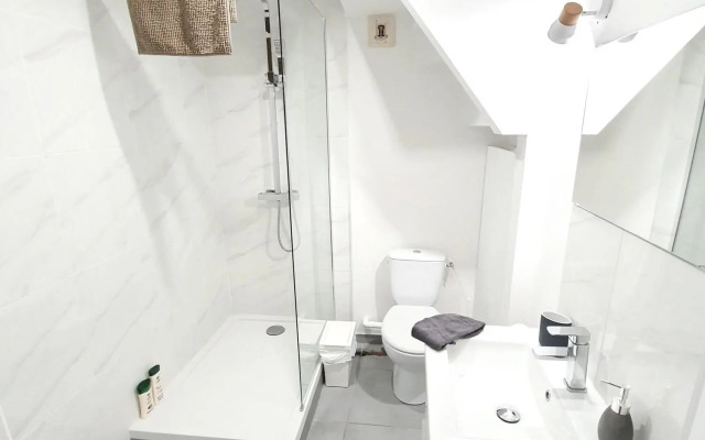 Home Sweet Home - Marais