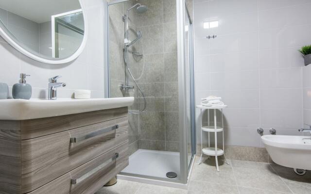 Lovely Villa in Debeljak with Heated Private Pool