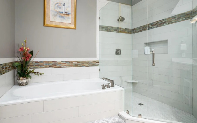 Tivoli 5249 (G) - 3BR 3BA+loft - (9)