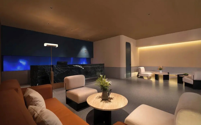Chongqing Jiefangbei Jiayu Hotel