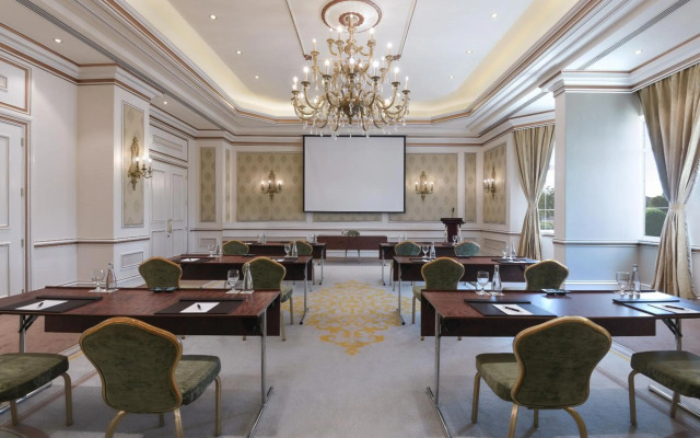 Al Aziziyah Boutique Hotel By The Torch
