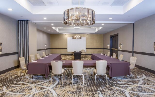 Crowne Plaza Memphis East