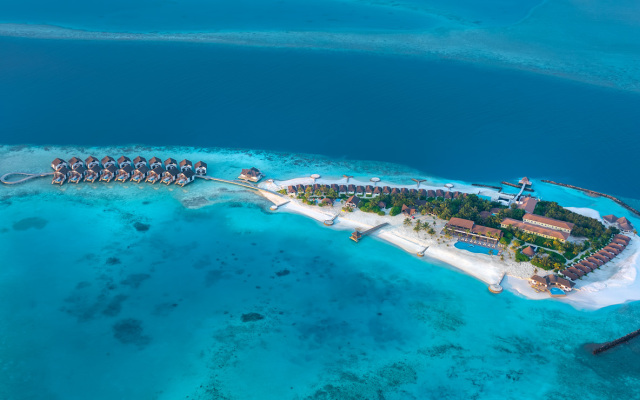 NOOE Maldives Kunaavashi Hotel