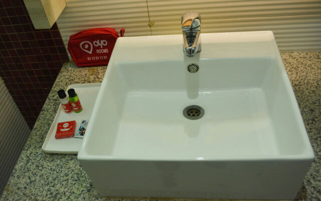 Hotel Le Grand By FabHotels