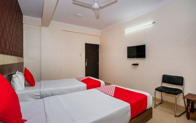 OYO 3974 Hotel Bcp Royal Residency