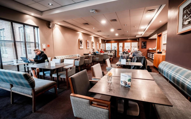 The Warwickshire Hotel and Country Club