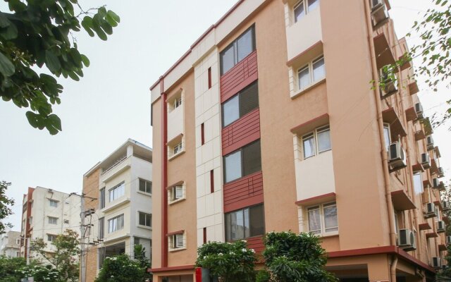 Golden Gate Service Apartments By OYO Rooms