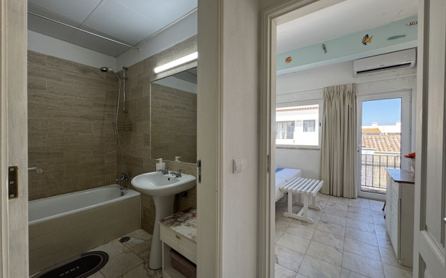 Cabanas DE Tavira Charming by Homing
