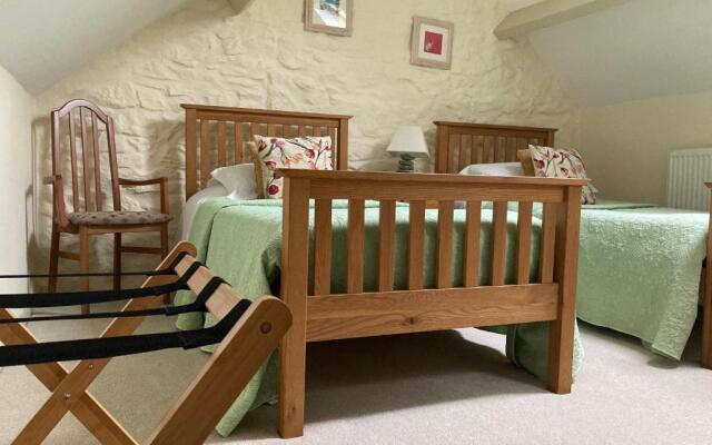 Courtyard Apartment