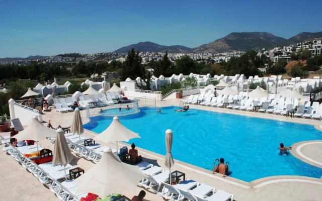 Tenda Hotel