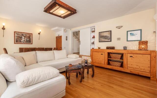 Holiday home Harmony