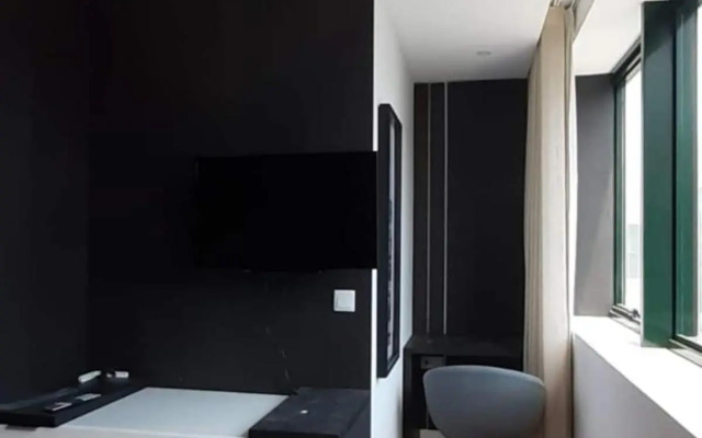 NEW!! Galé 404 Center Apartment (wifi, parking...)