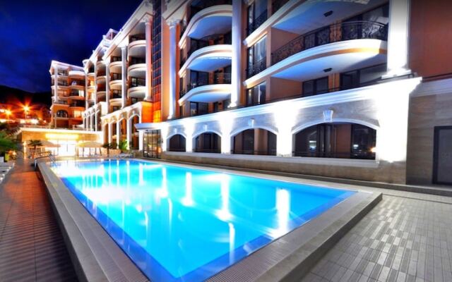 Menada Admiral Apartments