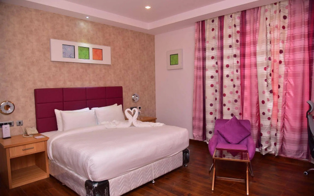 Ramee Strand Inn Hotel