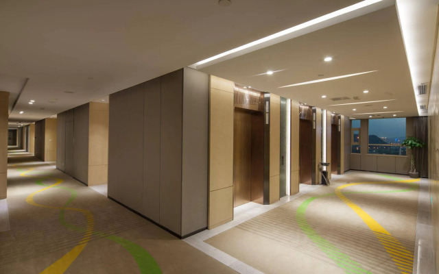 Holiday Inn Qingdao Expo