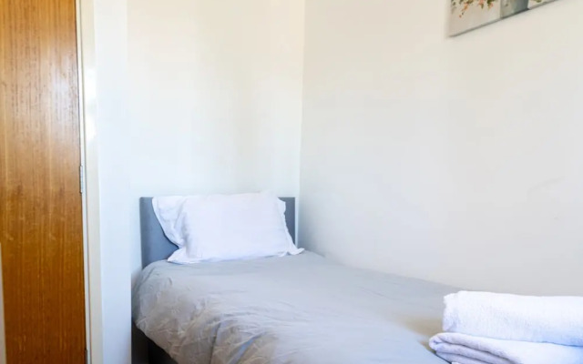 Apartmentsleeps6-parking-familyfriendly-citystay