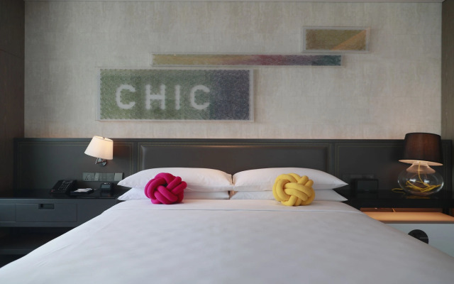 Renaissance Hangzhou Northeast Hotel