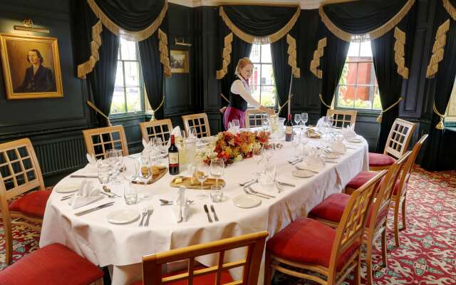 York Pavilion Hotel, Sure Hotel Collection by Best Western