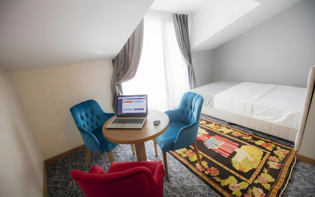 Royal Inci Airport Hotel